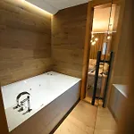 Ana Hotel 3*