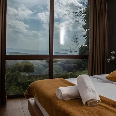 Ana Hotel 3*